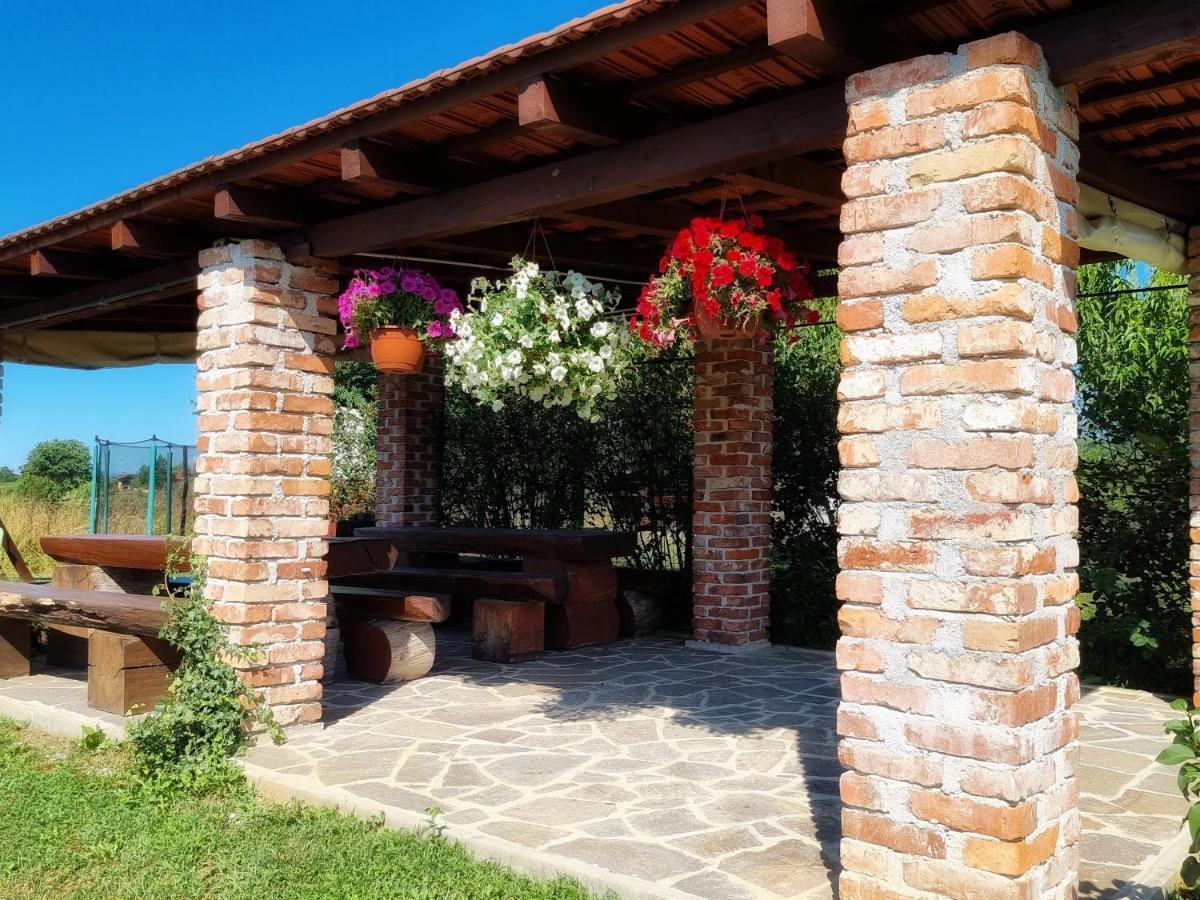 Guesthouse Mreznica- Mreznicka Idila Resort Galovic-Selo Exterior foto